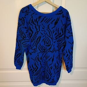 Vintage 80s In Charge Electric Blue And Blue Tiger Print Tunic Sweater Size S/M